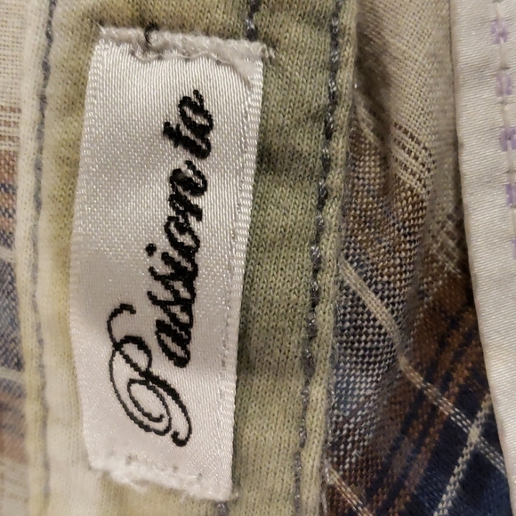 Roar angel wing embroidered  shirt tan grey plaid - Picture 6 of 7